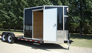 trailer-side-walk-in-door